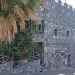 Castelo Do Mar, Madeira