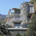 Castelo Do Mar, Madeira *