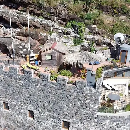 Castelo Do Mar, Madeira 公寓
