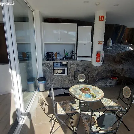 Castelo Do Mar, Madeira