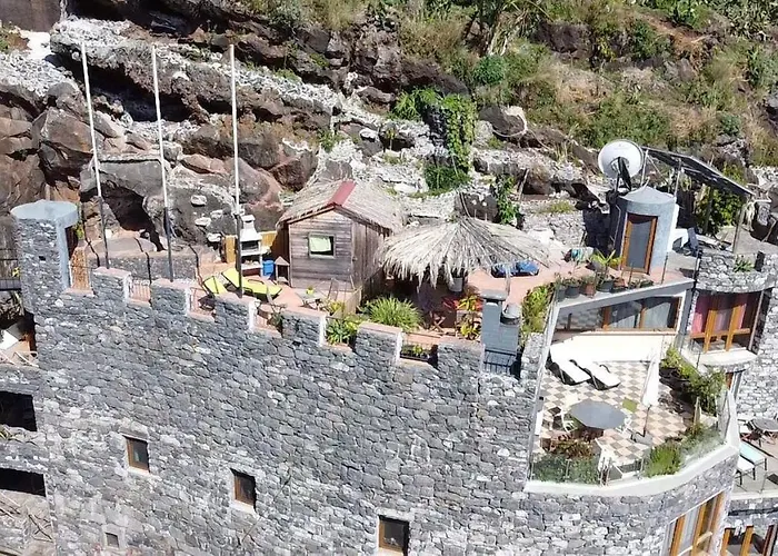 Castelo Do Mar, Madeira Apartment