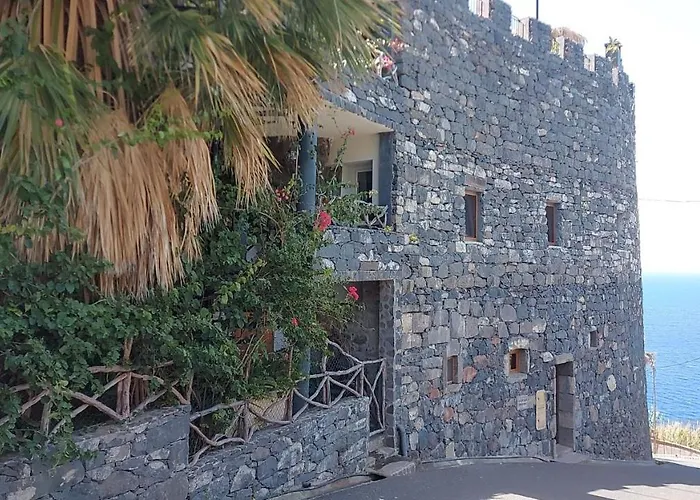 Castelo Do Mar, Madeira