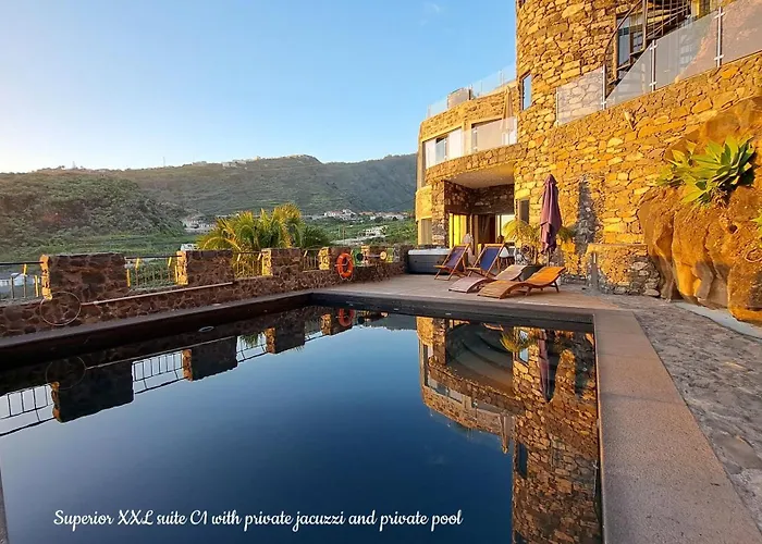 Castelo Do Mar, Madeira * Tabua (Madeira)