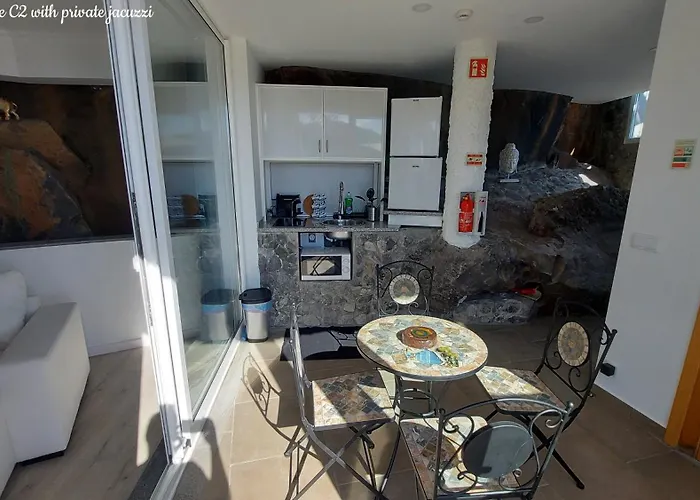 Castelo Do Mar, Madeira