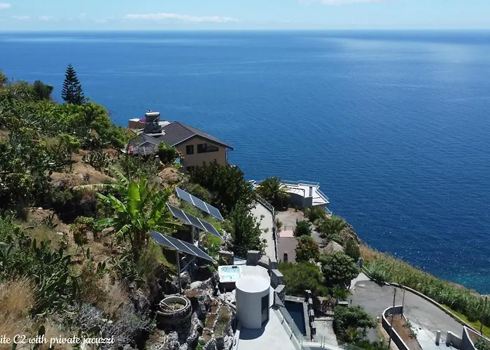 Castelo Do Mar, Madeira Apartment *