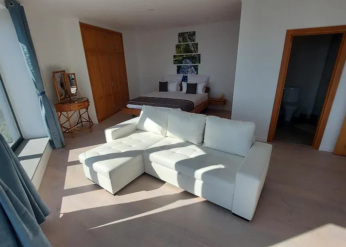 Castelo Do Mar, Madeira Apartment *