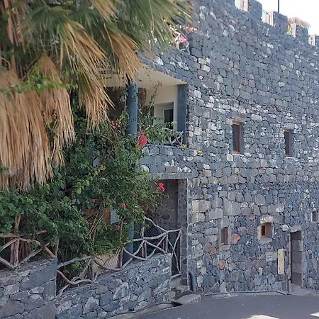 Castelo Do Mar, Madeira