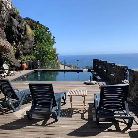 Castelo Do Mar, Madeira * Tabua (Madeira)