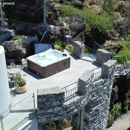 Apartament Castelo Do Mar, Madeira *