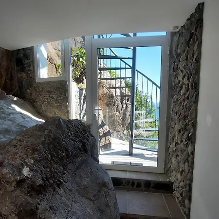 Castelo Do Mar, Madeira *