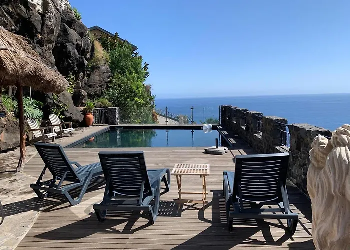 Castelo Do Mar, Madeira * Tabua (Madeira)