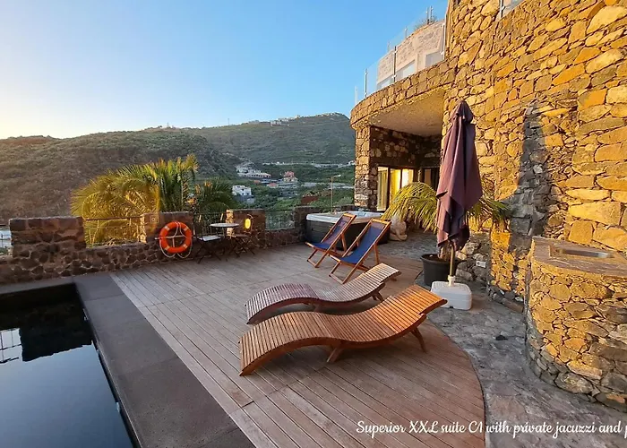 Castelo Do Mar, Madeira *