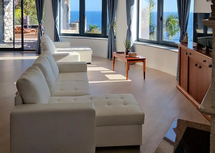 Castelo Do Mar, Madeira * Tabua (Madeira)